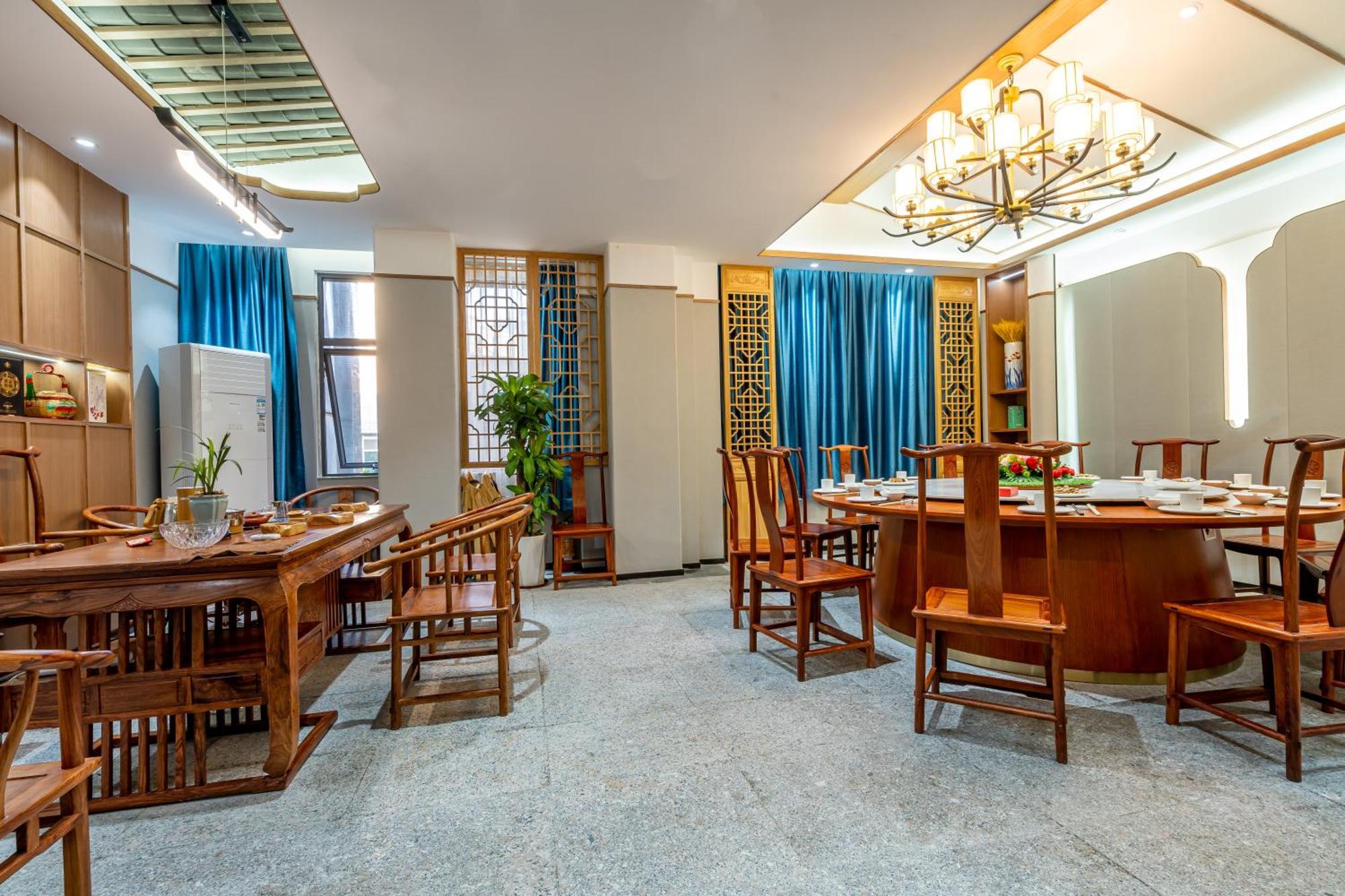Waifiden Hotel -Former Tokai Hotel - Xiaobei Metro Station - During The Canton Fair, There Will Be Shuttle Buses For Transportation Back And Forth Eksteriør billede