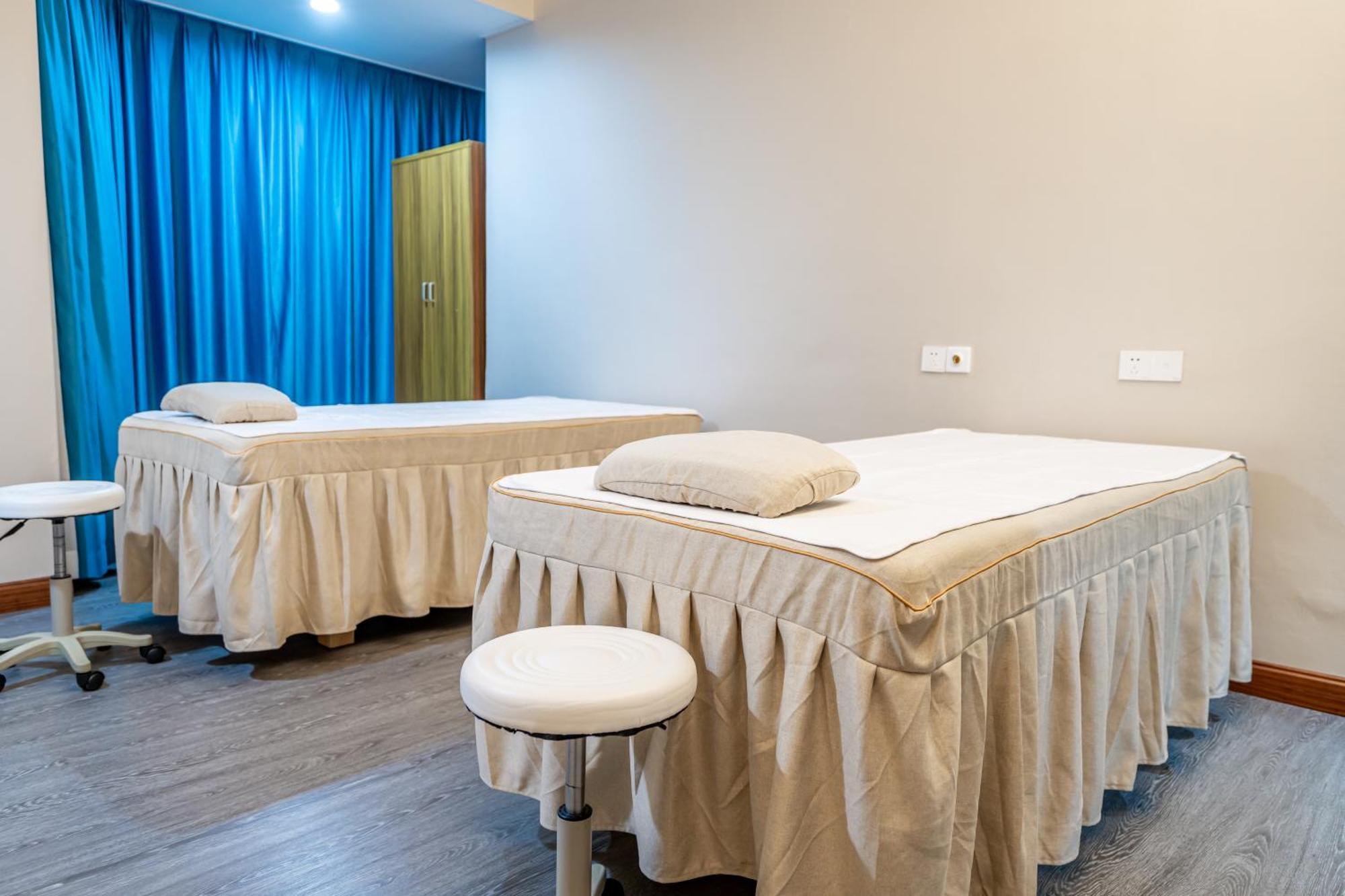 Waifiden Hotel -Former Tokai Hotel - Xiaobei Metro Station - During The Canton Fair, There Will Be Shuttle Buses For Transportation Back And Forth Eksteriør billede