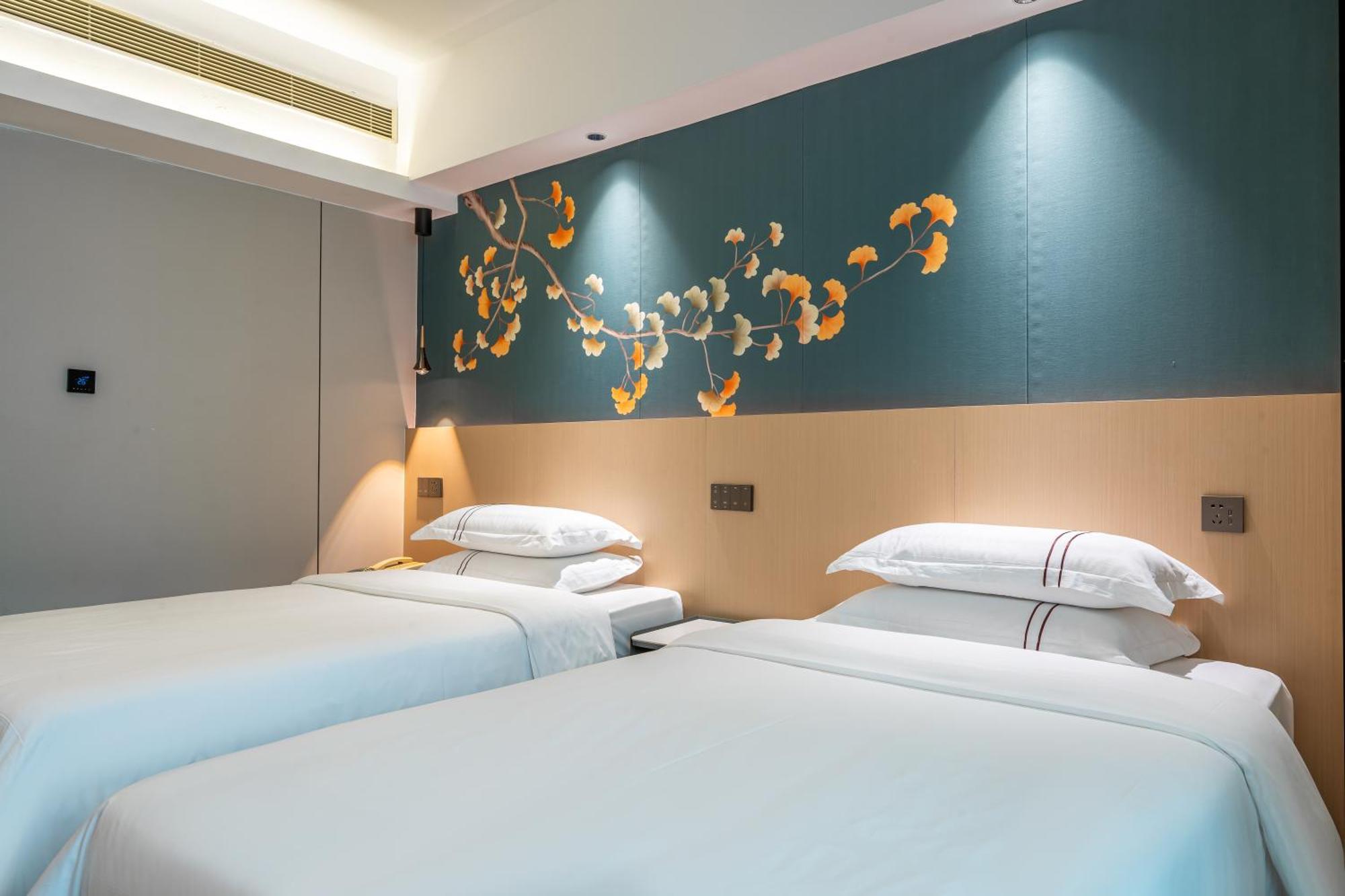 Waifiden Hotel -Former Tokai Hotel - Xiaobei Metro Station - During The Canton Fair, There Will Be Shuttle Buses For Transportation Back And Forth Eksteriør billede