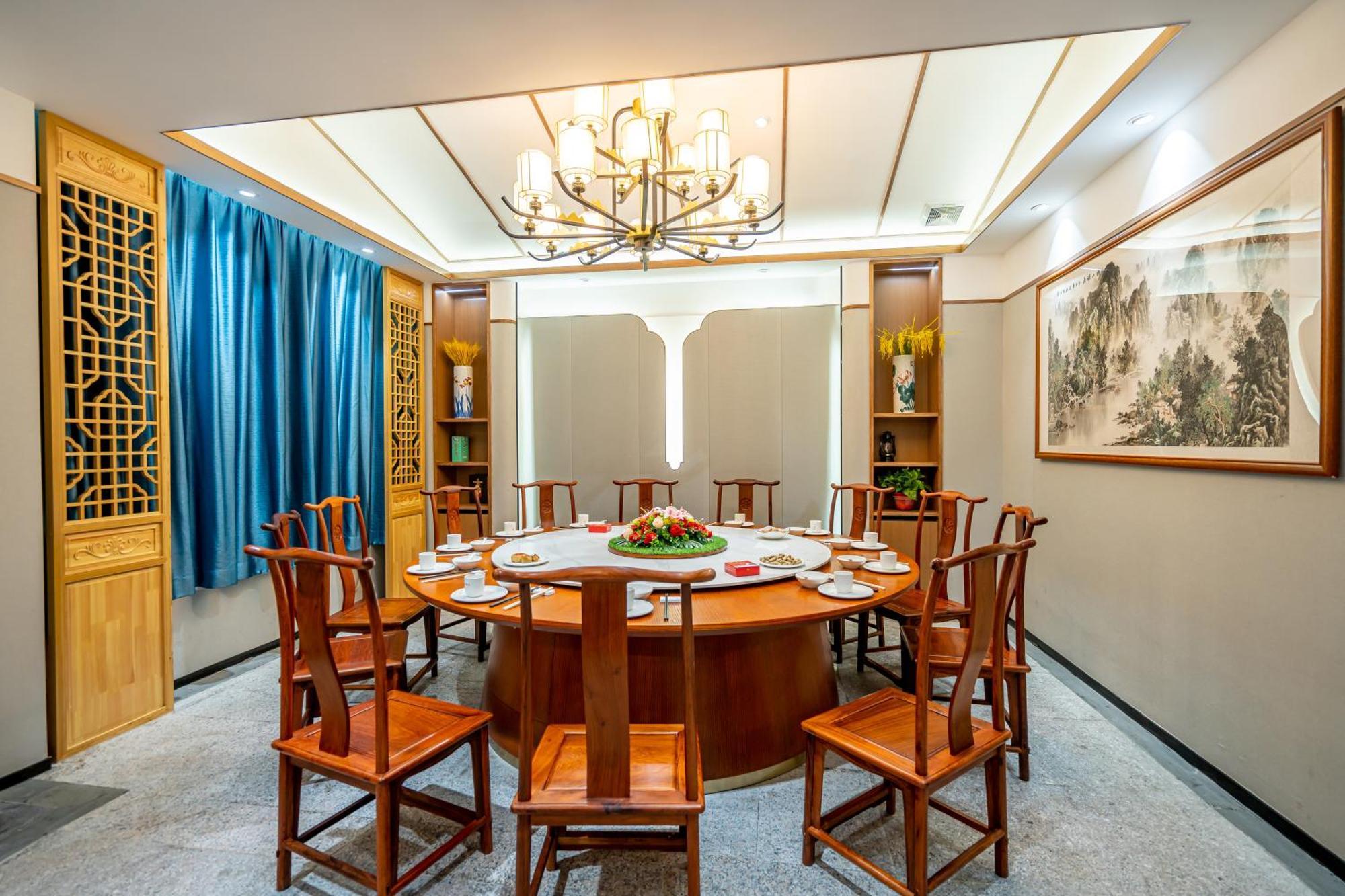Waifiden Hotel -Former Tokai Hotel - Xiaobei Metro Station - During The Canton Fair, There Will Be Shuttle Buses For Transportation Back And Forth Eksteriør billede