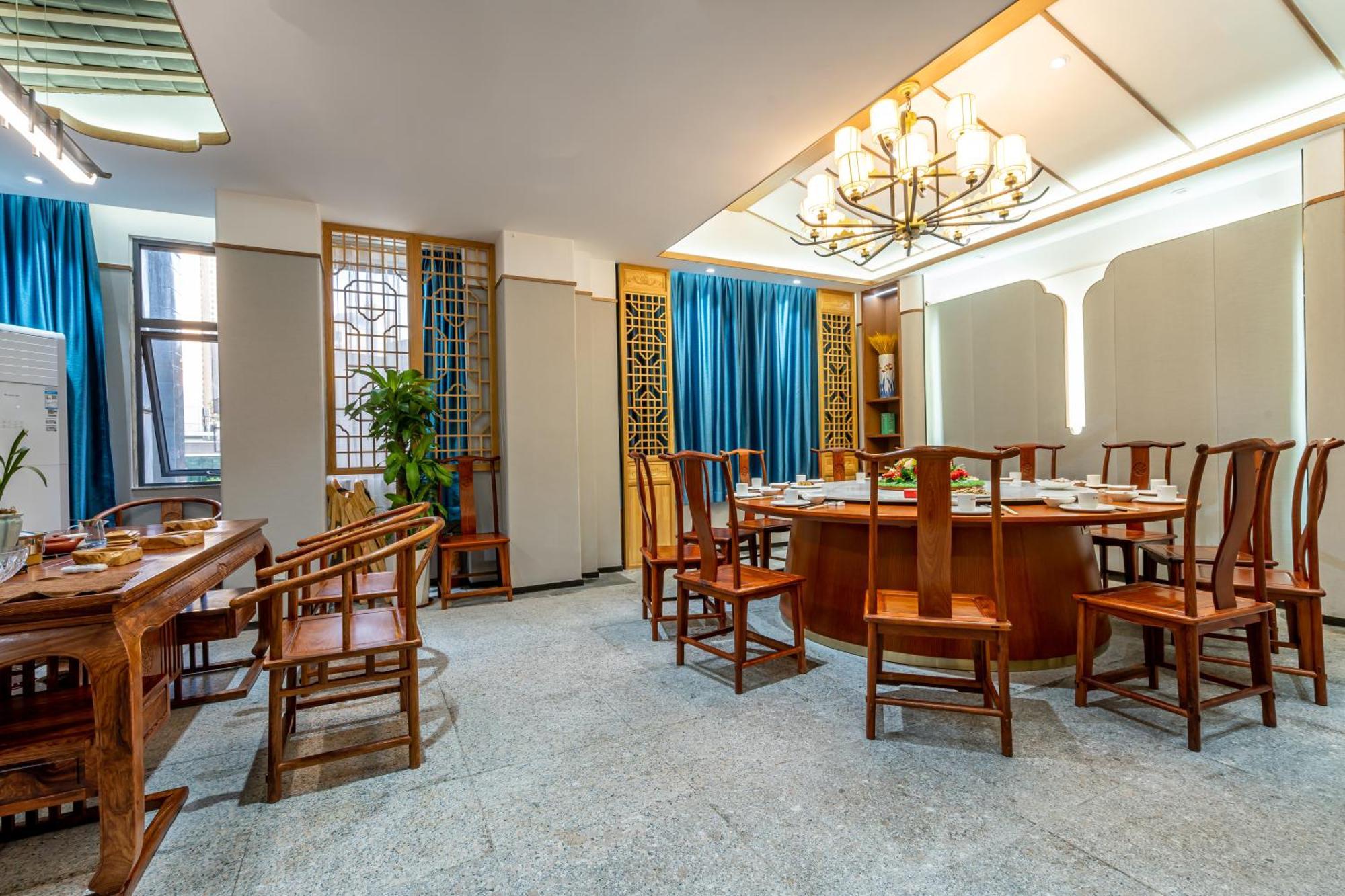Waifiden Hotel -Former Tokai Hotel - Xiaobei Metro Station - During The Canton Fair, There Will Be Shuttle Buses For Transportation Back And Forth Eksteriør billede