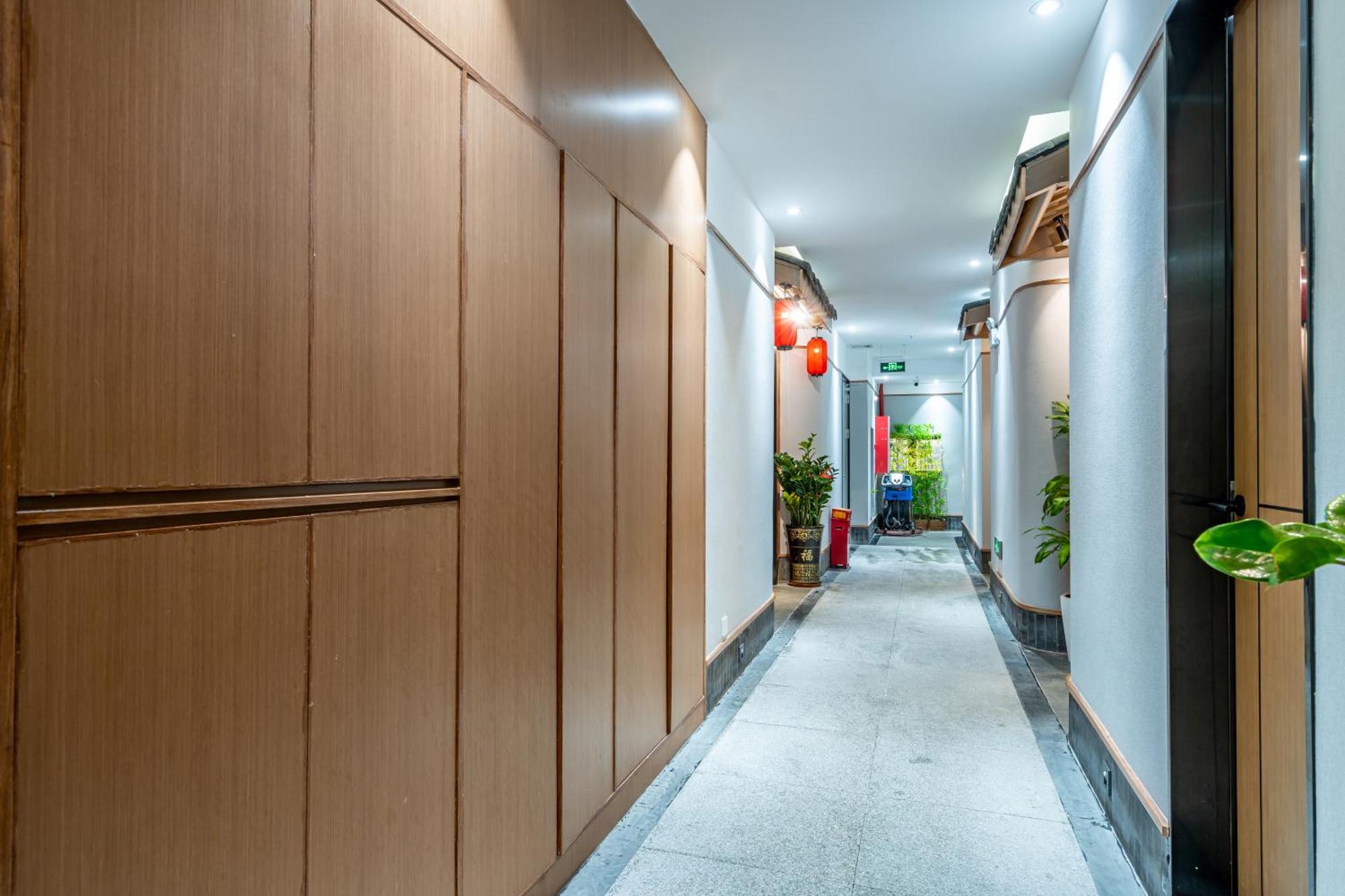 Waifiden Hotel -Former Tokai Hotel - Xiaobei Metro Station - During The Canton Fair, There Will Be Shuttle Buses For Transportation Back And Forth Eksteriør billede